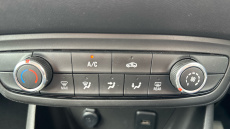 Vauxhall Crossland 1.2 Turbo SE 5dr Petrol Hatchback